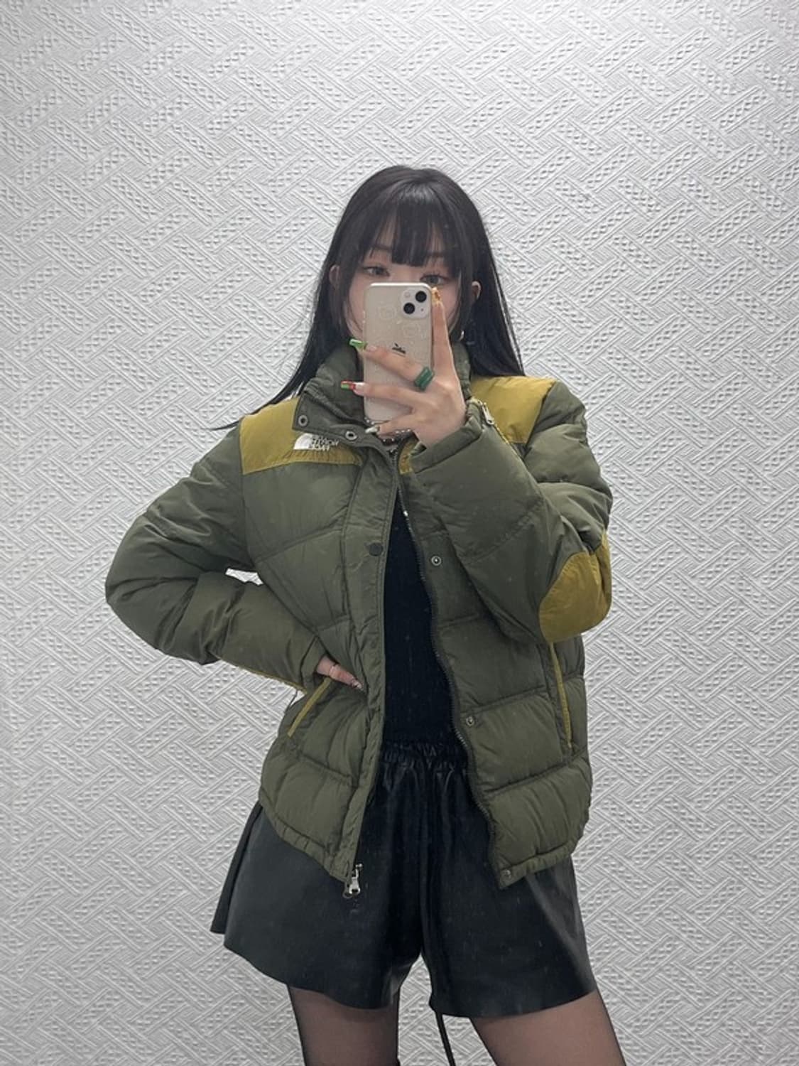 노스페이스 레트로 빈티지 말차카키 엘보패치 패딩 100 C09470 상품이미지1