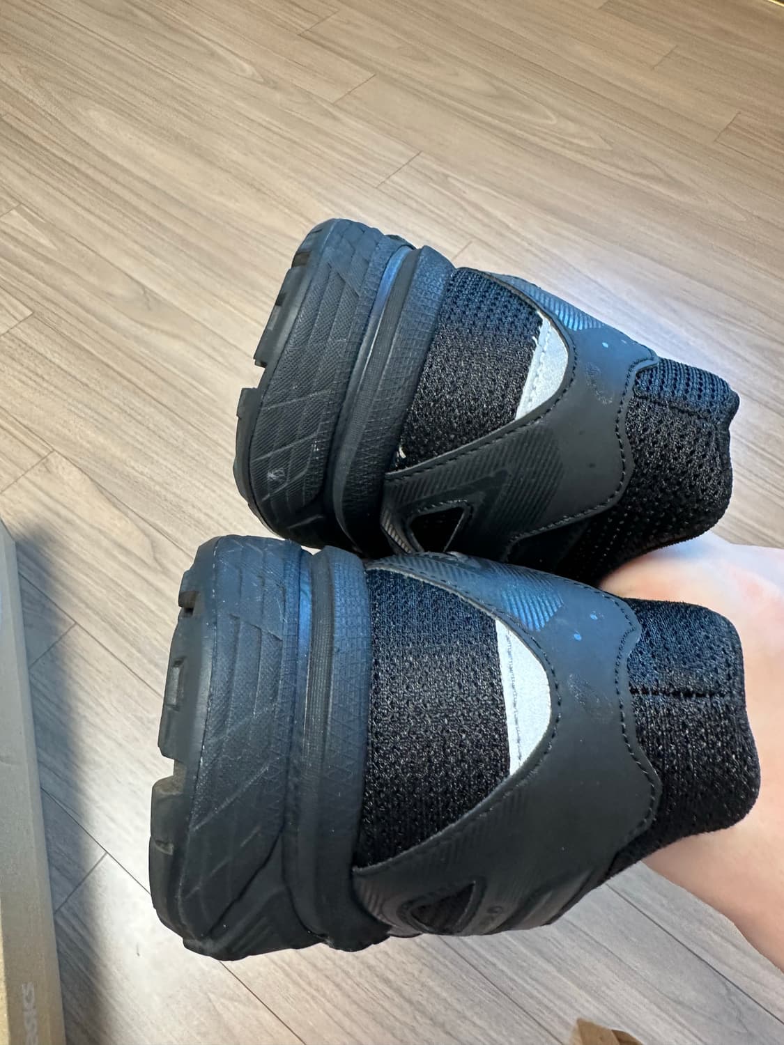 아식스 조그 100 T 블랙 - 4E 엑스트라 와이드 280 상품이미지6