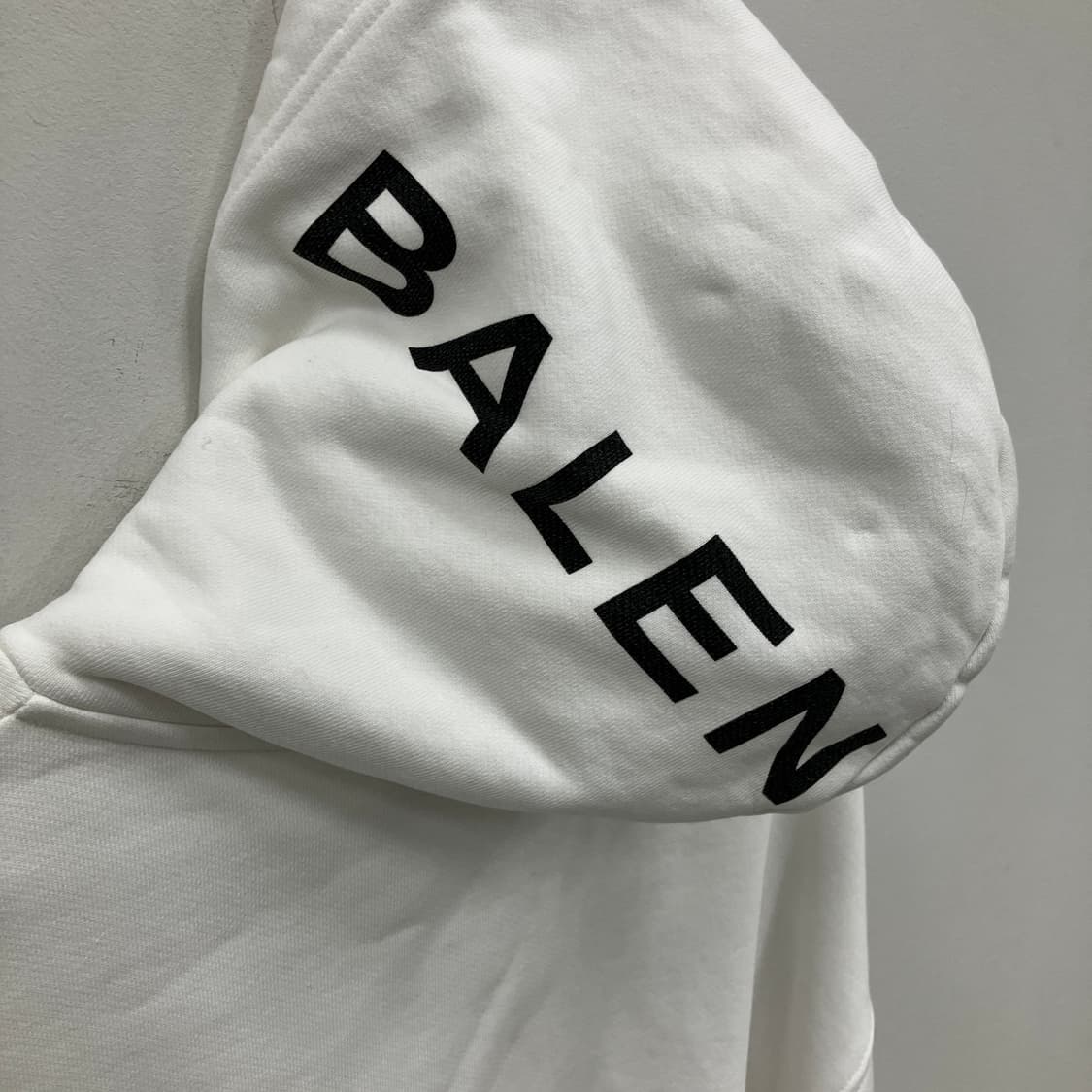 발렌시아가 화이트 백로고 후드티 XS 상품이미지5