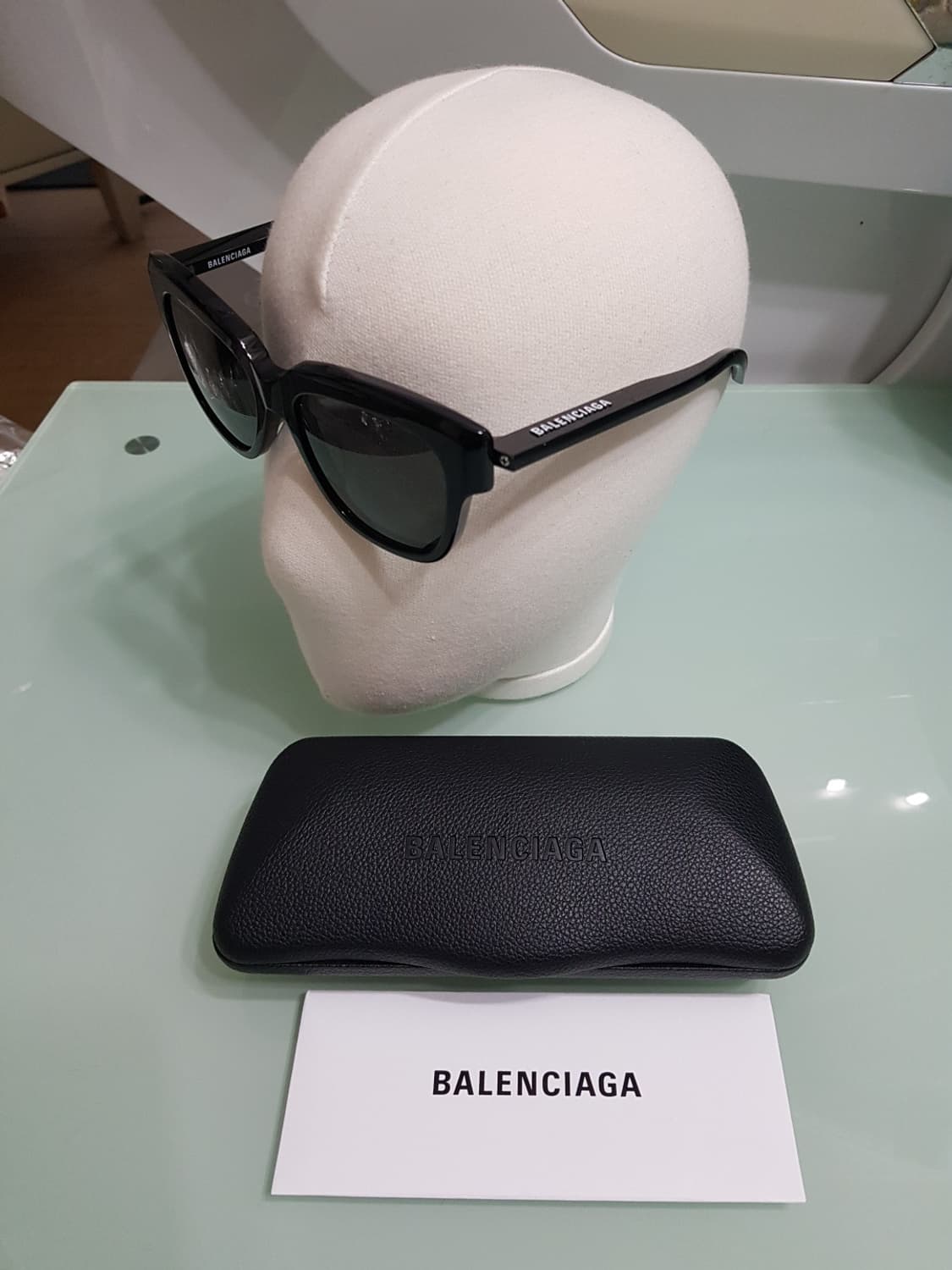 발렌시아가 Wayfarer 명품선글라스(새상품 풀구성) 상품이미지9