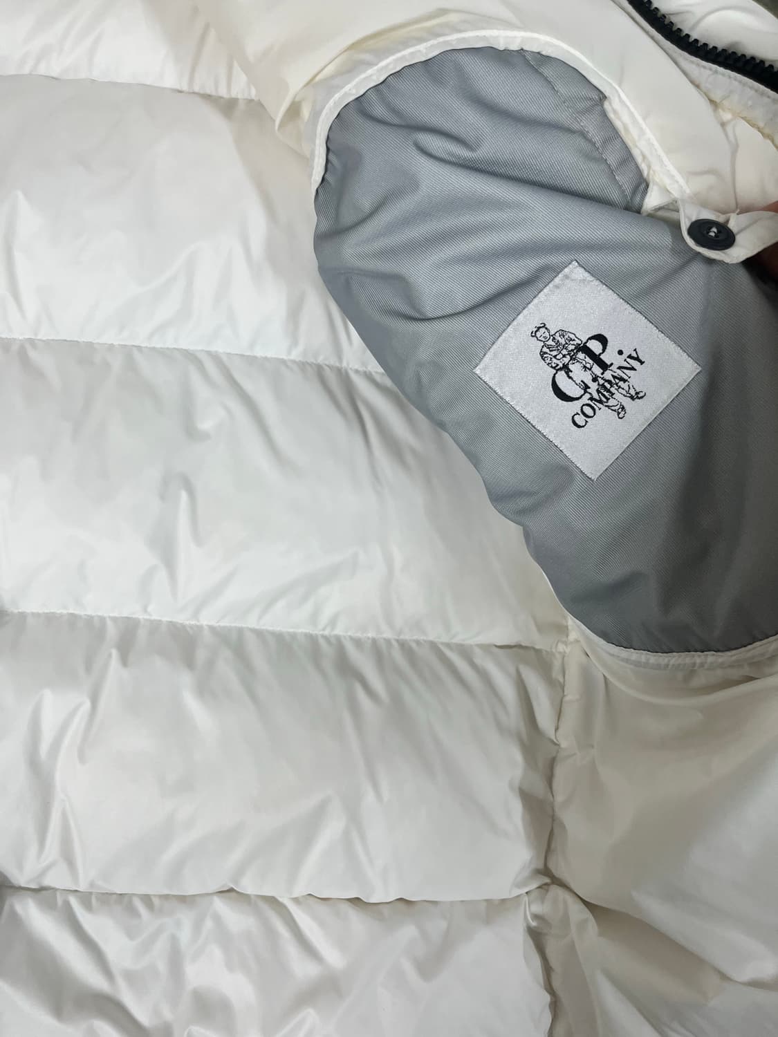 Cp 나이크라 롱패딩 렌즈와팬 m 상품이미지4