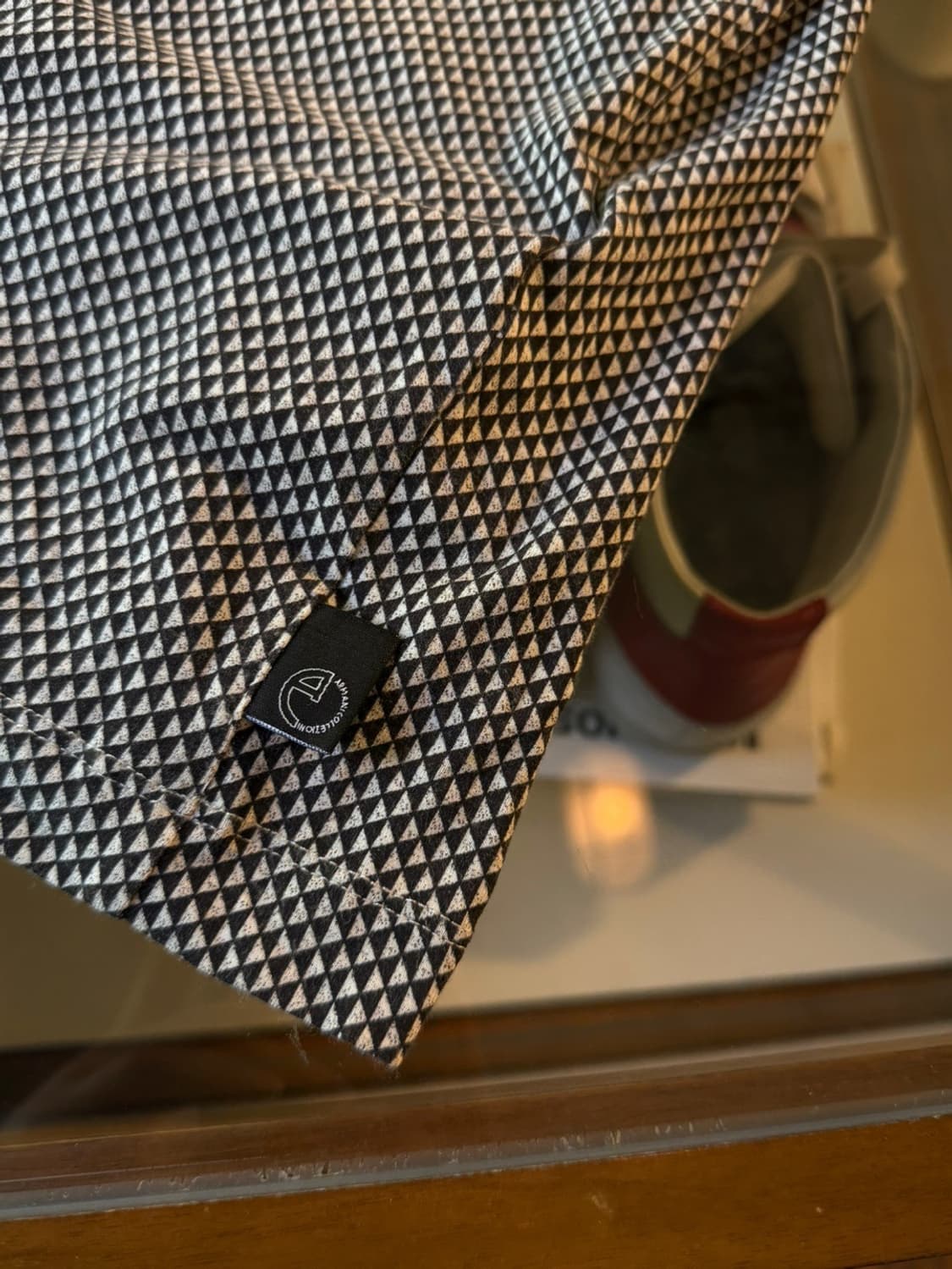 아르마니 꼴레지오니 저지 패브릭 티셔츠 105 상품이미지10