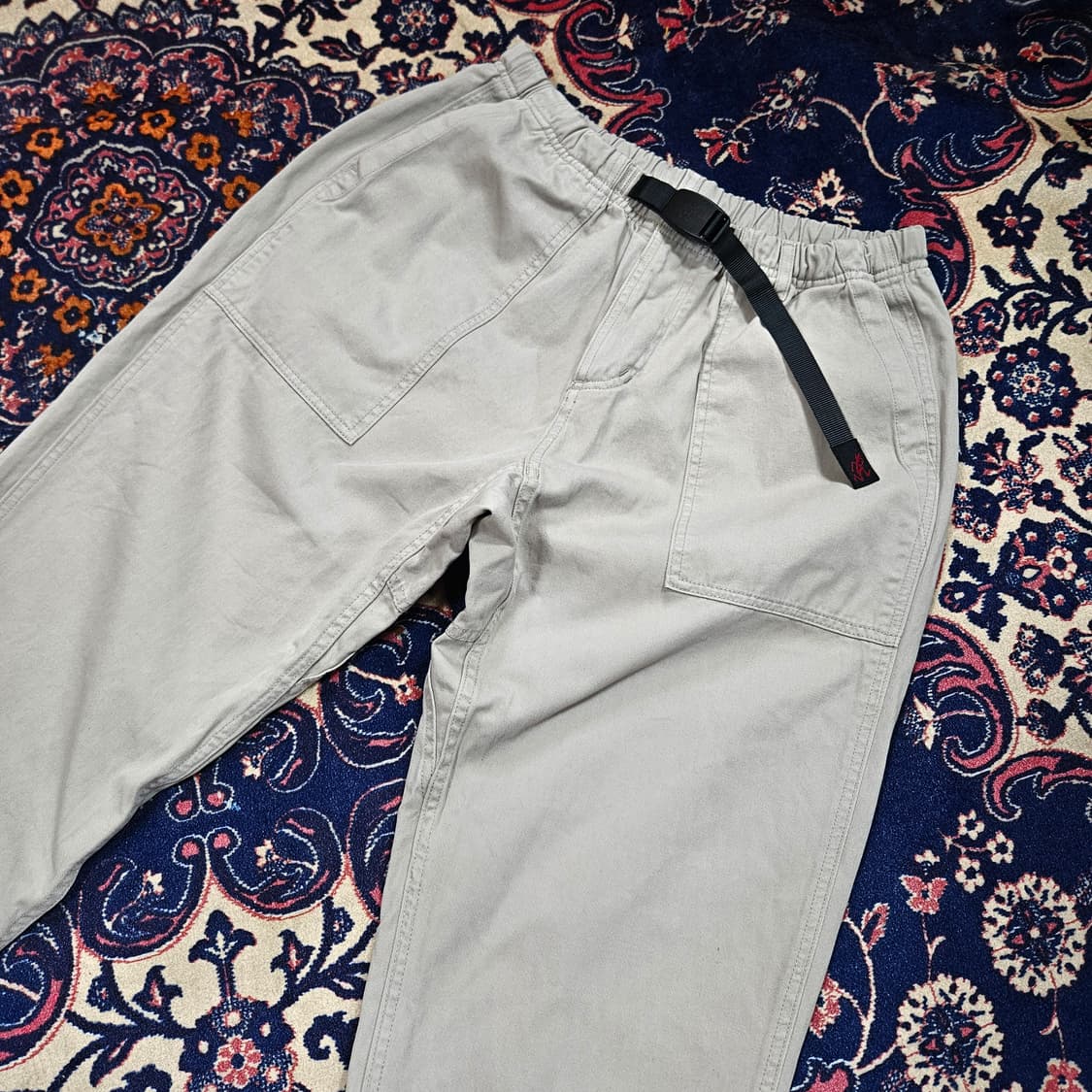 그라미치 루즈핏 테이퍼드 팬츠 M size 상품이미지2