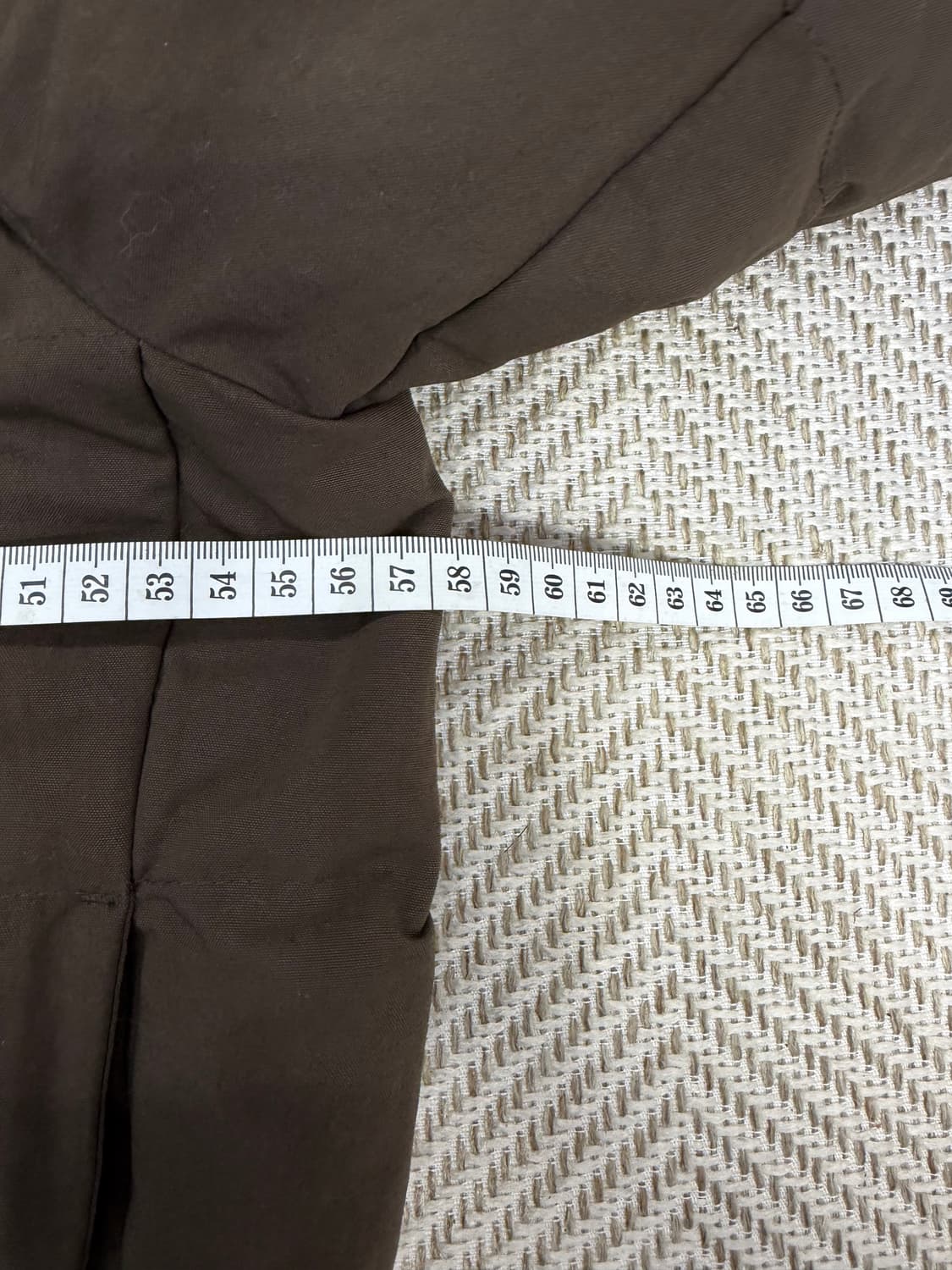 정품) 구호 여성 오버사이즈 브라운 구스경량 패딩 81 상품이미지8