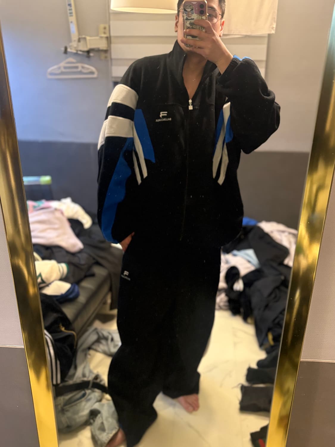 발렌시아가 트랙수트 상품이미지1