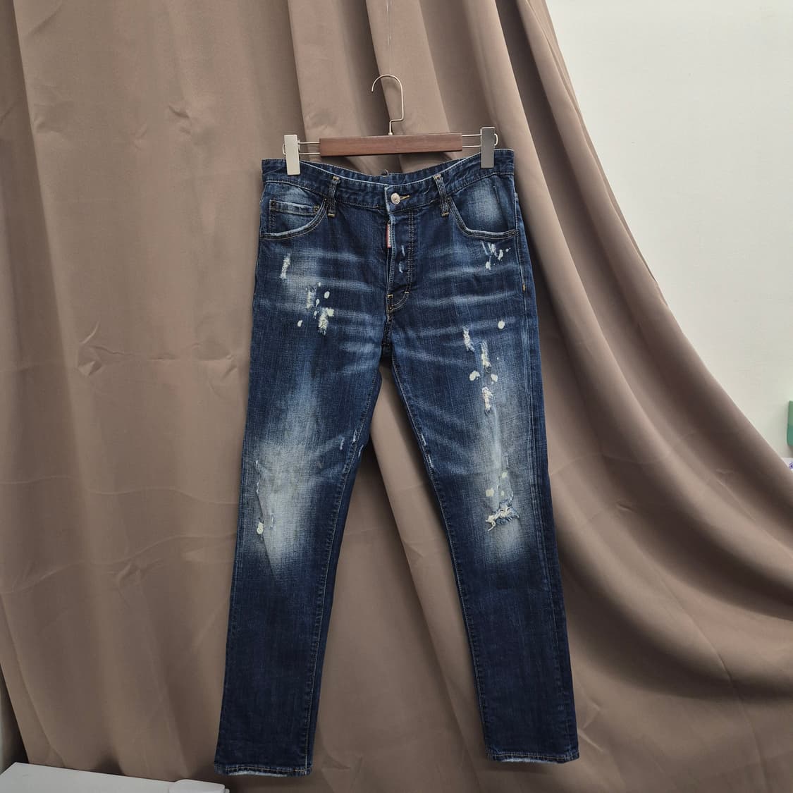 디스퀘어드2 페인팅 워싱 스케이터 진 50 상품이미지1