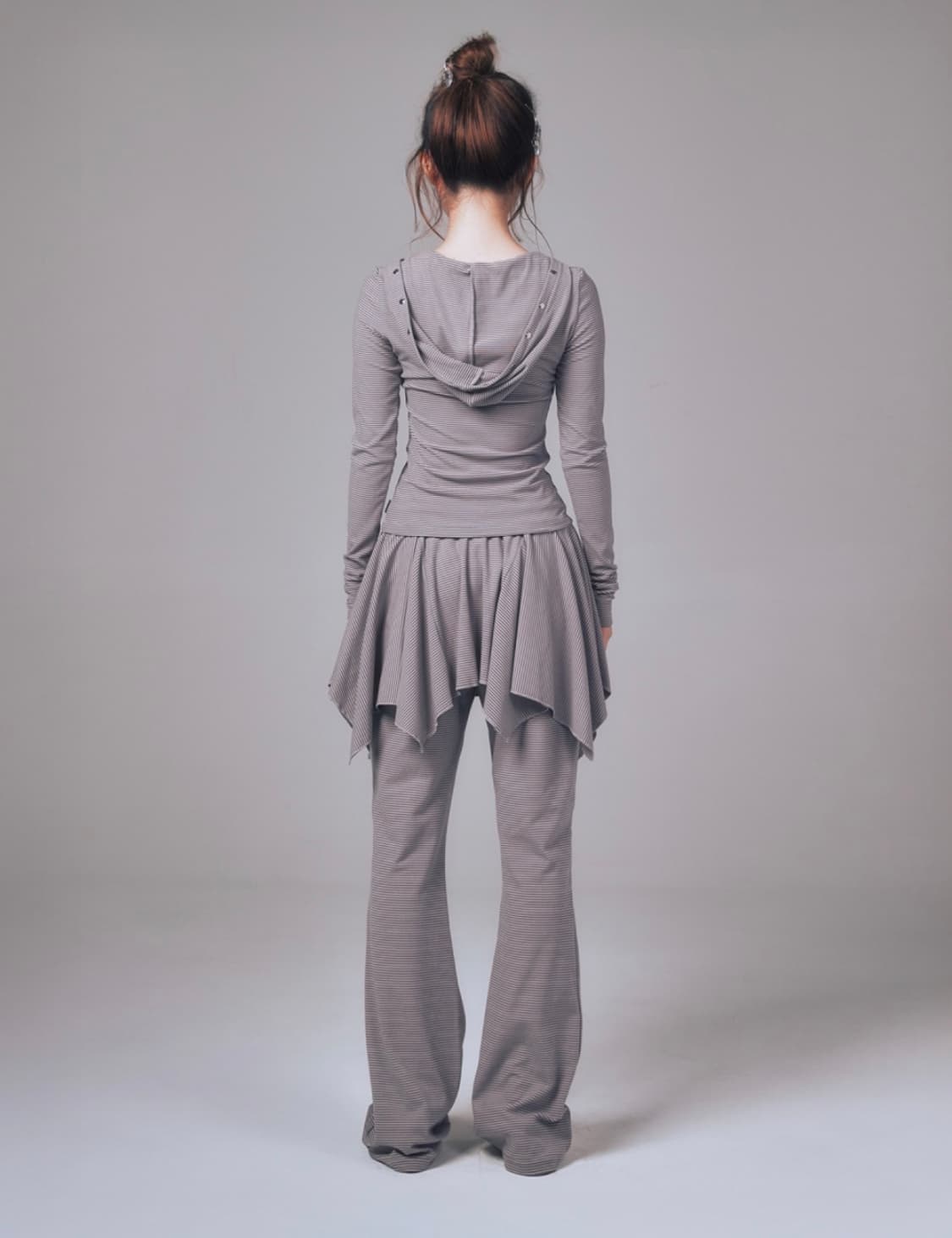유희 HOODIE LONGSLEEVE_GRAY 상품이미지2