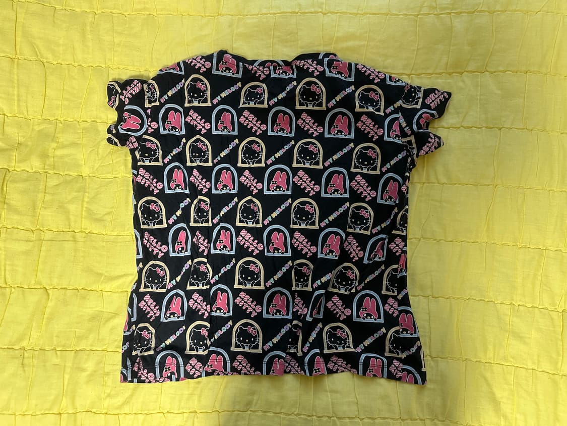 삼천원 헬로키티 몸통 큰 반팔 갸루 상품이미지2