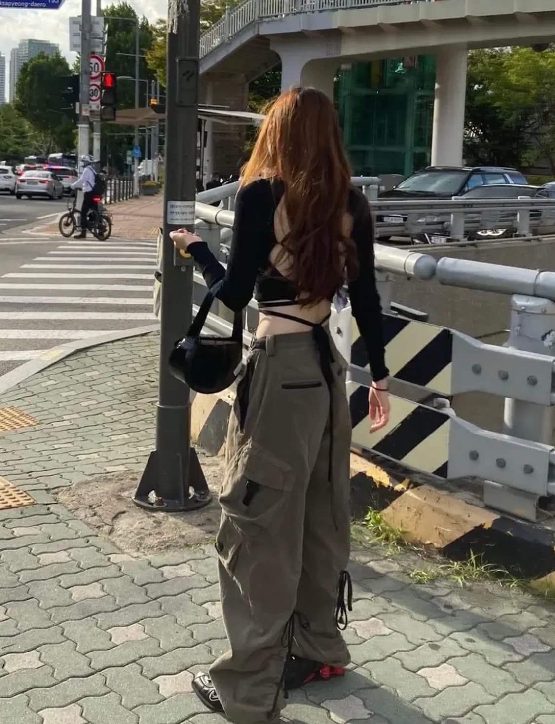 Miu miu 미우미우 백리스 스트랩 울 가디건 상품이미지7