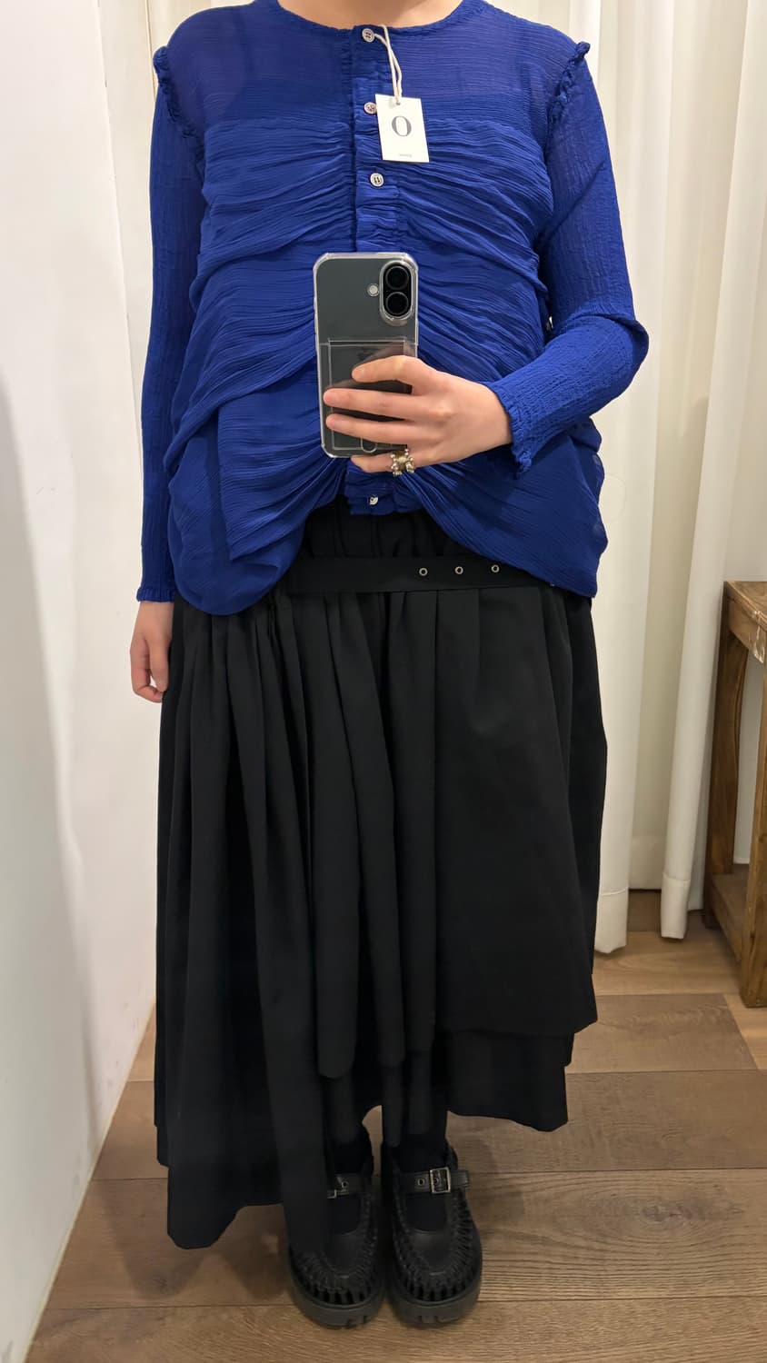 Wavy Shirring Docking Wrinkle Blouse 상품이미지2