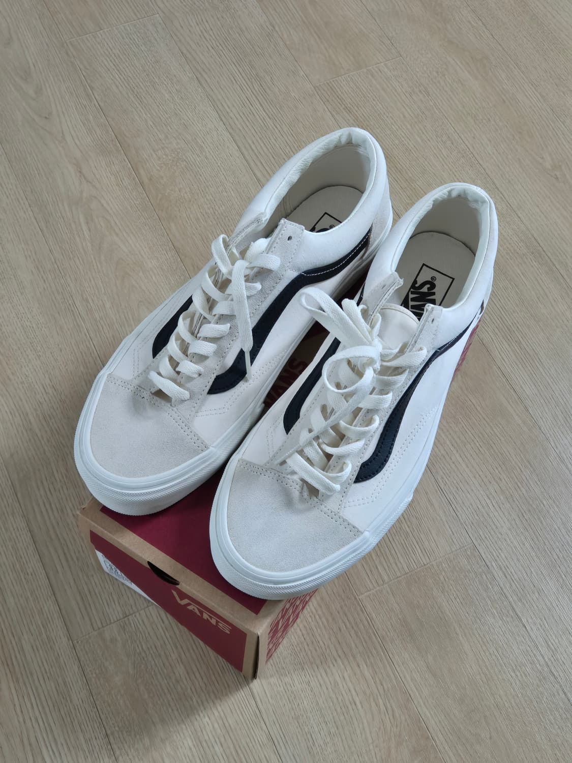 [새제품] 반스 스타일36 마쉬멜로우 블랙 290사이즈 상품이미지1