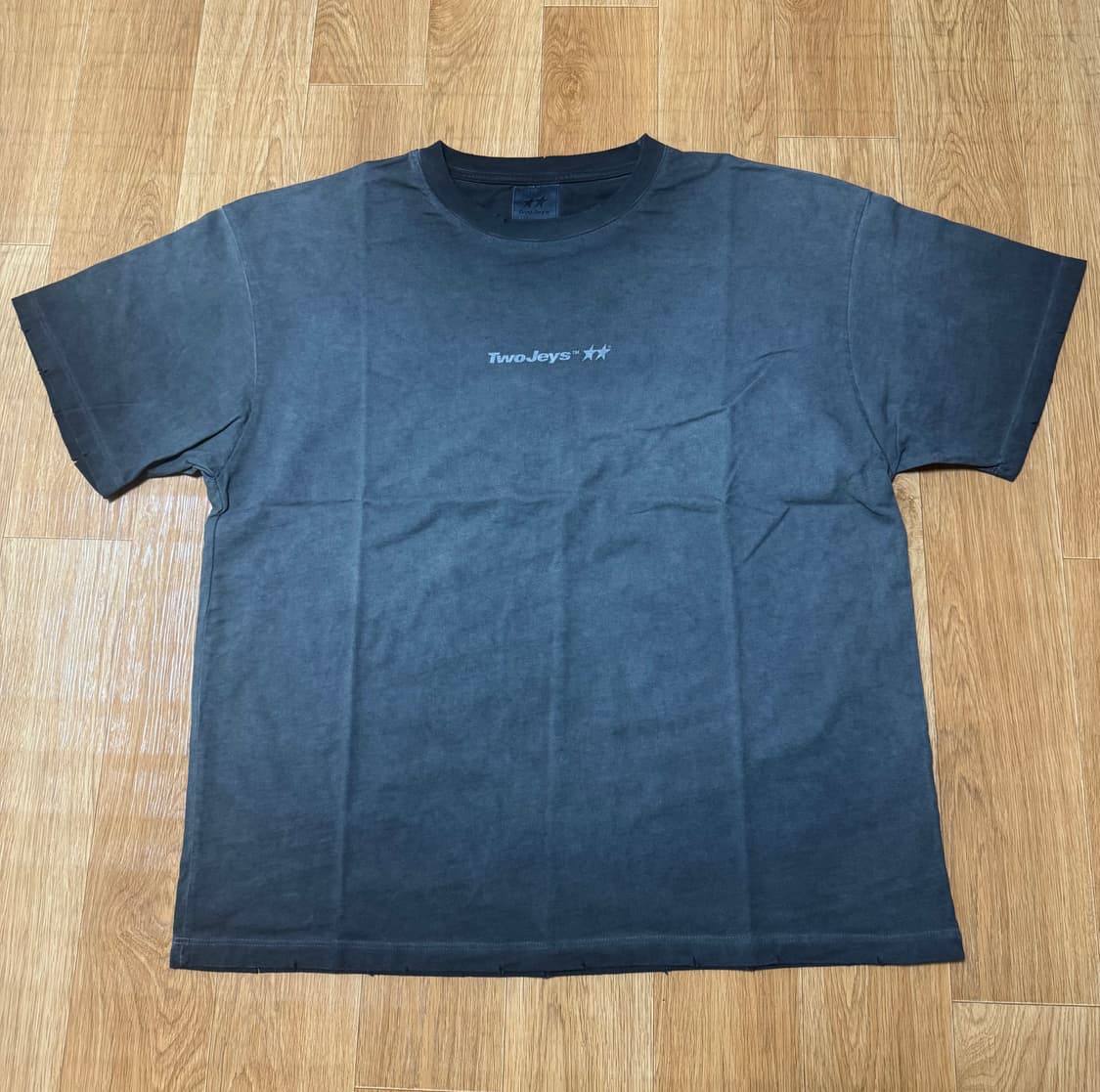 Twoleys 투제이스 워시드 블랙 티셔츠 상품이미지2