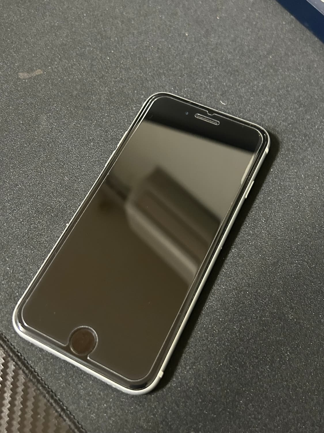 아이폰 SE2 64기가 상품이미지1