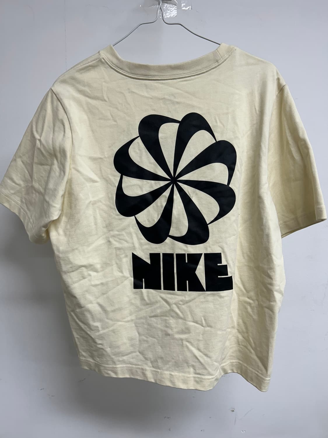 나이키 반팔 티셔츠 M 사이즈 상품이미지2