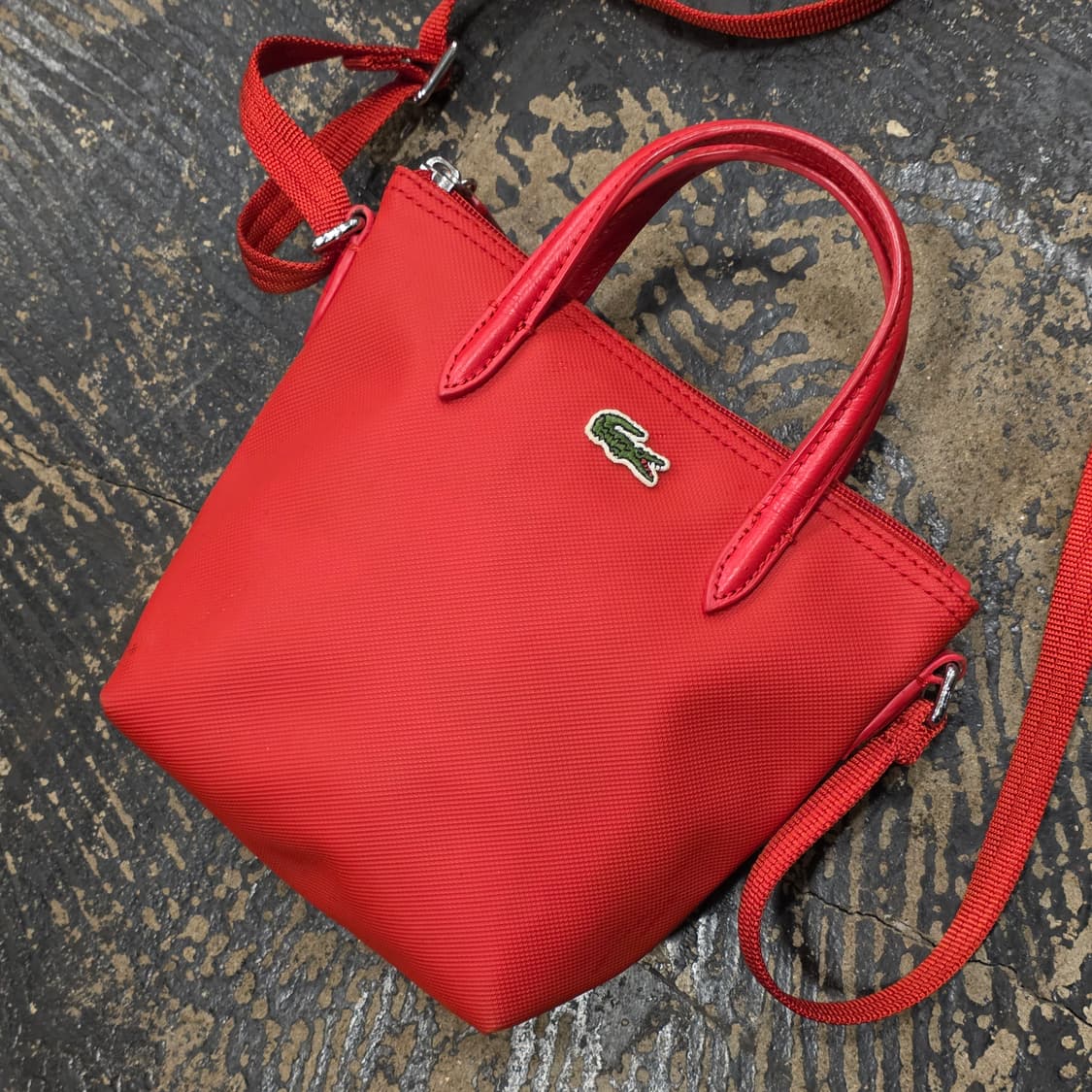 라코스테 레드 미니 크로스백 상품이미지2