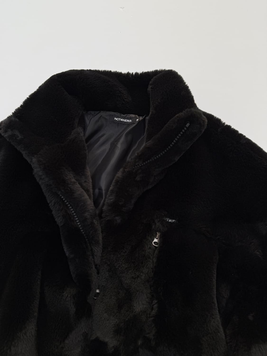 NOT4NERD 블랙 퍼 자켓 상품이미지4