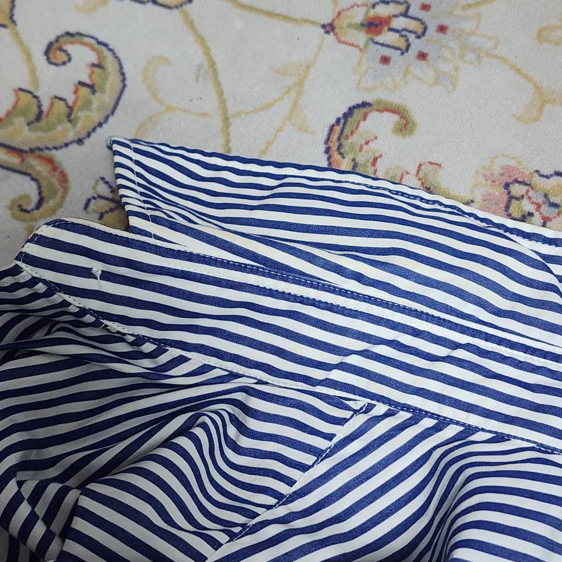 꼼데가르송 스트라이프 여성 셔츠 s
[정품] 상품이미지6