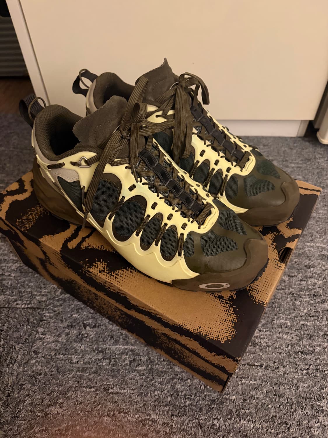 오클리 펙토리 팀 아이벡스 올리브 상품이미지1