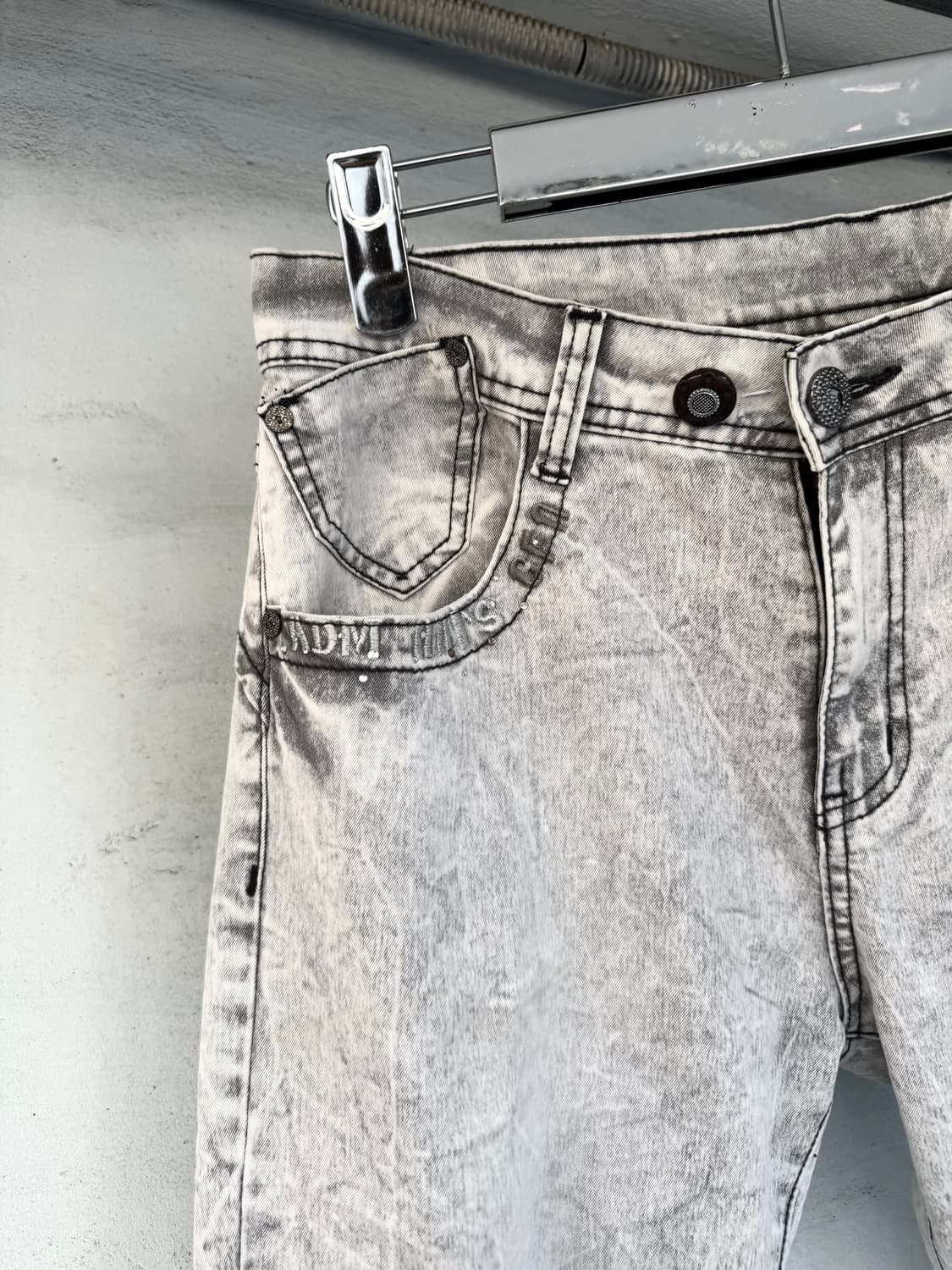 White gray washed pants 상품이미지3
