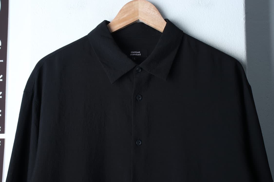 (L-XL) 무신사 스탠다드 셔츠 남방 무지 블랙 경량 폴리-H33542 상품이미지3
