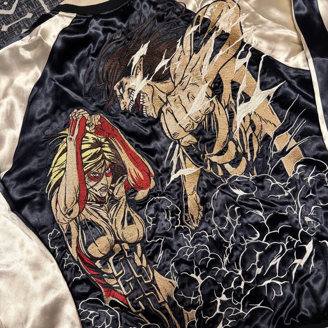 진격의거인 리버시블 스카쟌 상품이미지2