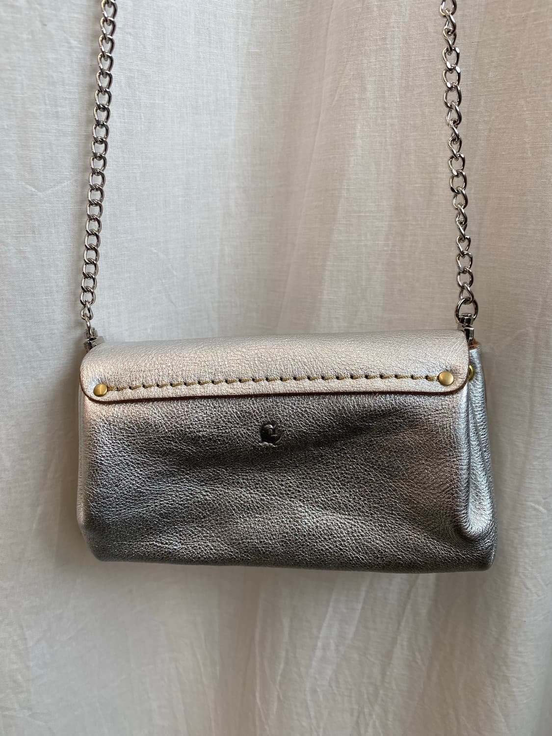 Kissora 실버 리얼레더 크로스백 상품이미지4