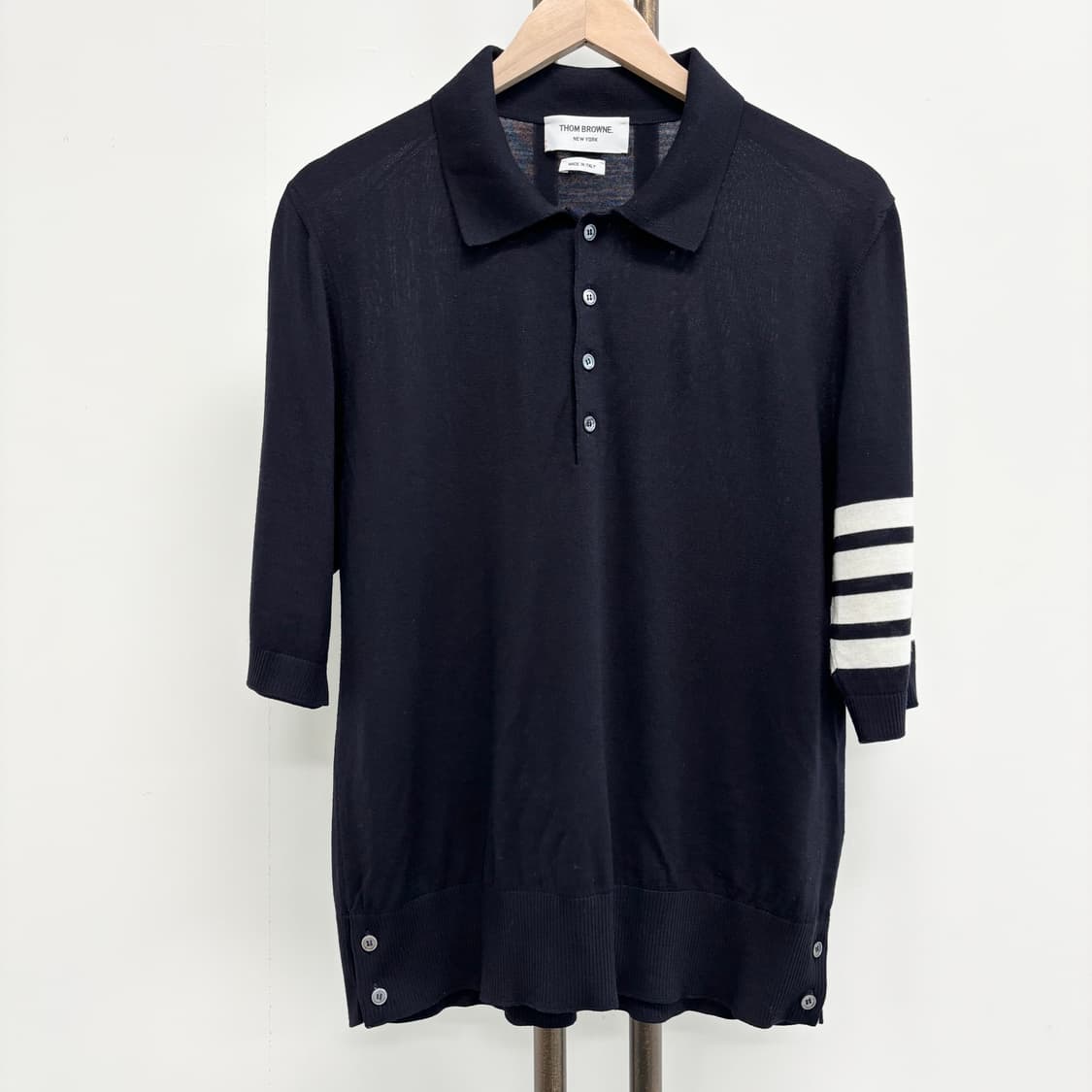 [4]톰브라운 사선완장 pk 니트 카라티 상품이미지1