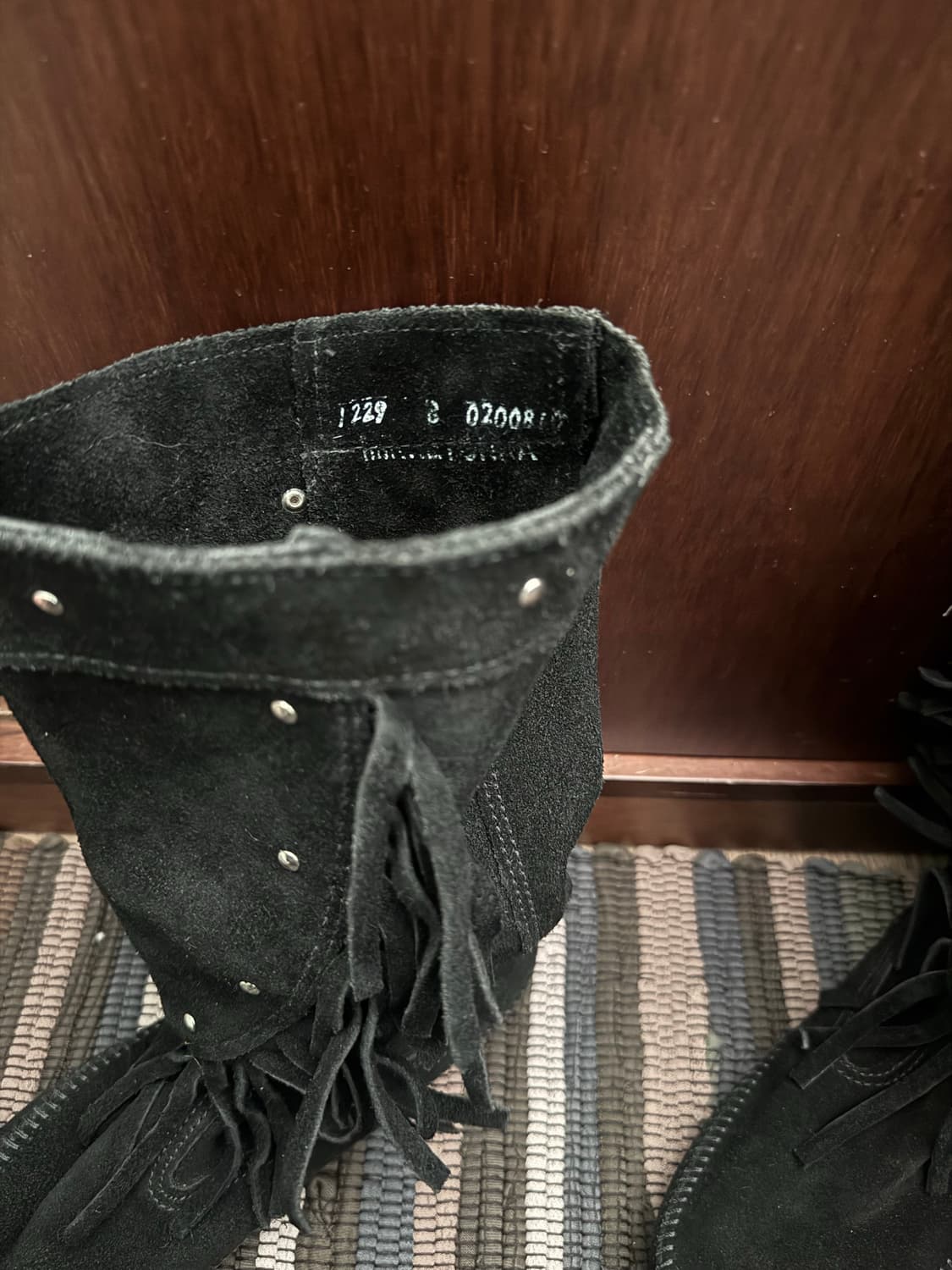 MINNETONKA fringe suede boots 상품이미지5