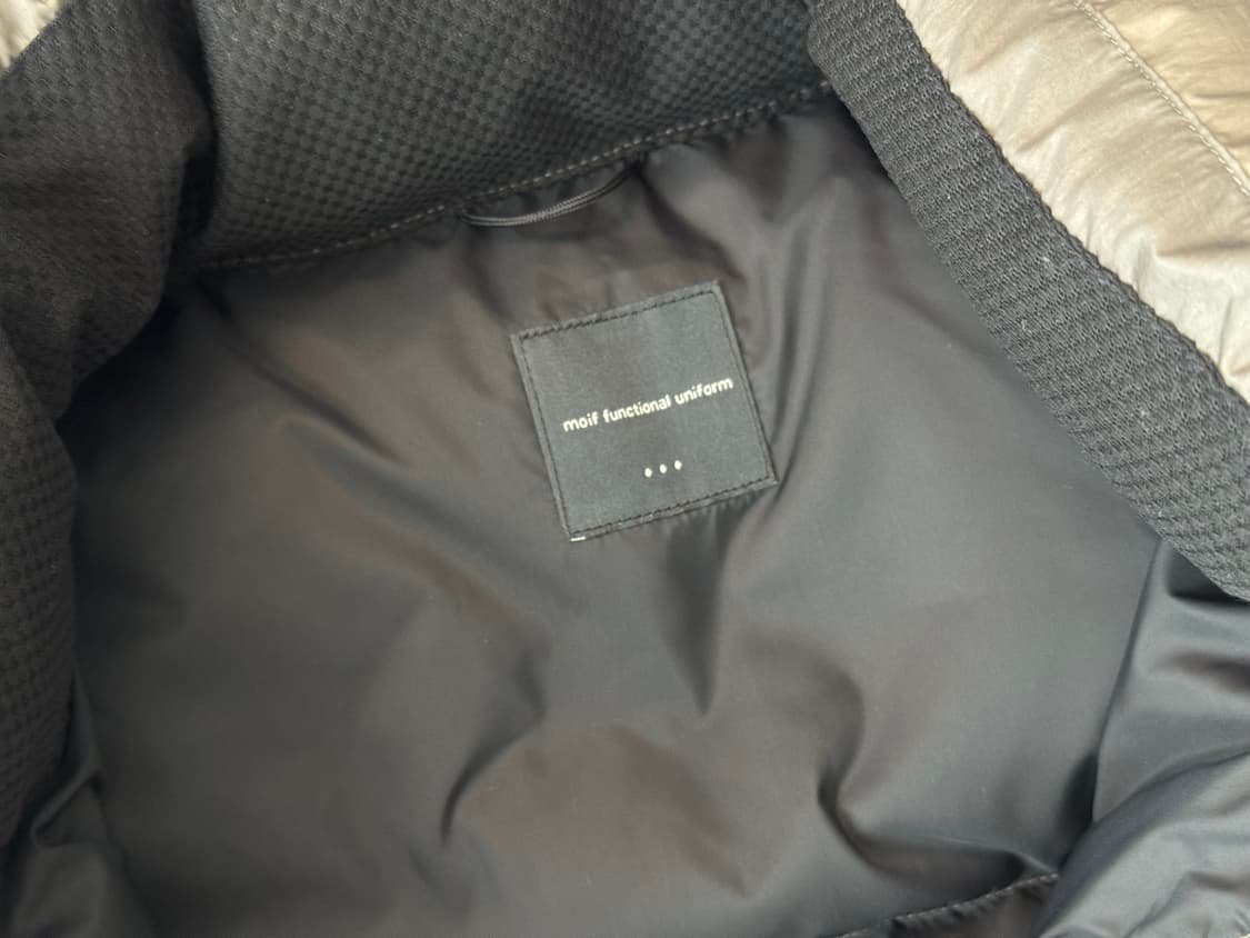 모이프 쉐도우 푸퍼 패딩 상품이미지2