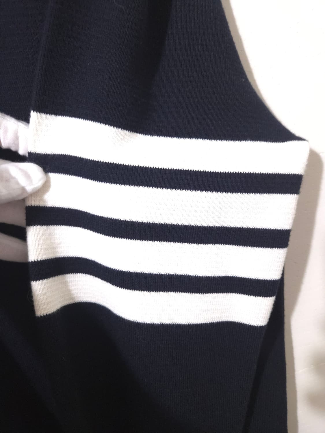 [새상품급] 톰브라운 밀라노스티치 금장 니트 4 Size 상품이미지8