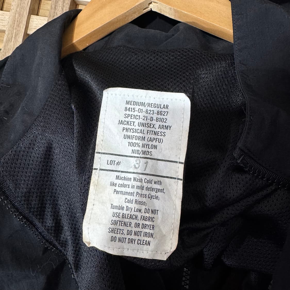 US Army 미군 APFU 트레이닝 바람막이 (M)   상품이미지4