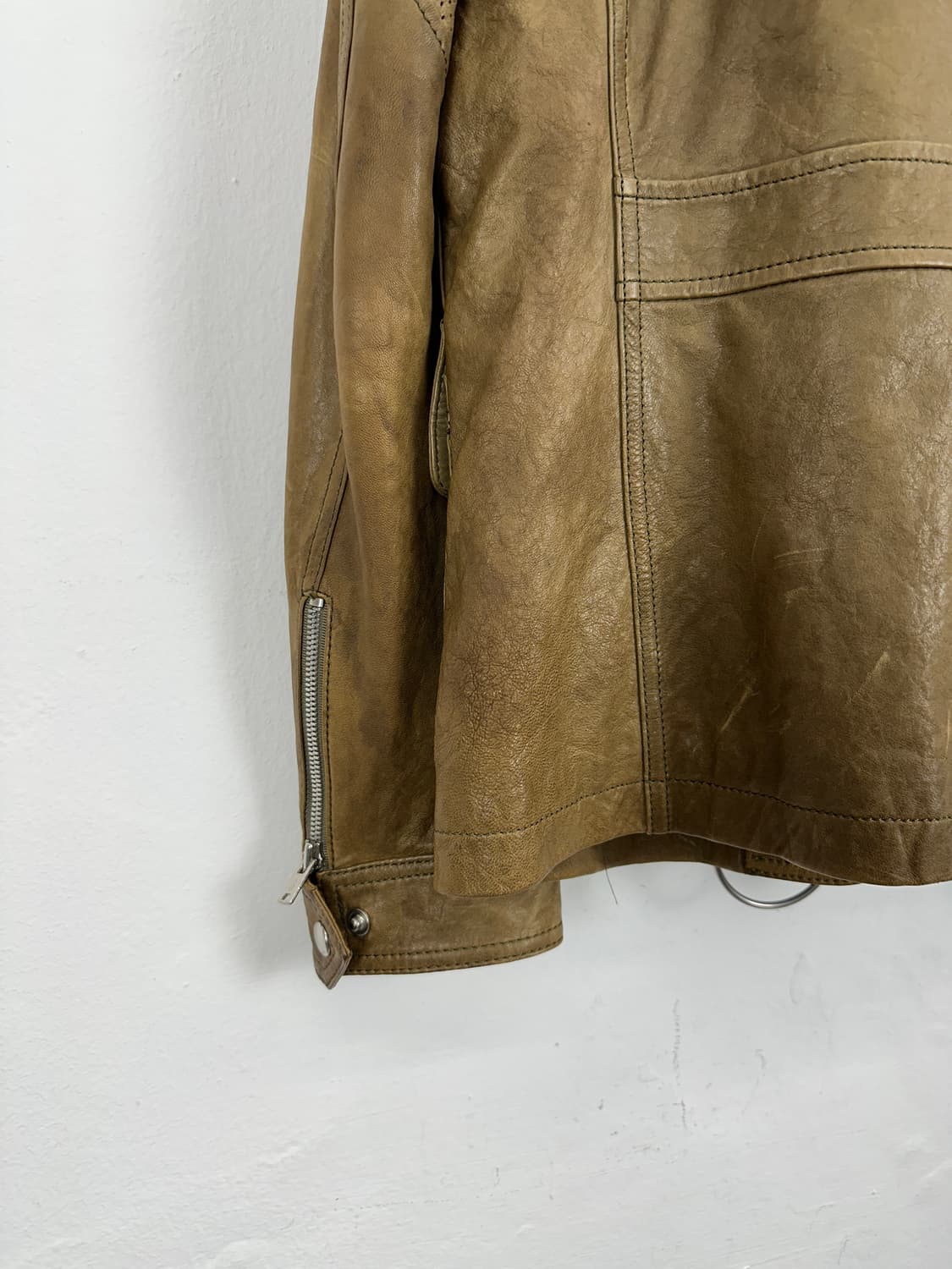 Lambskin Asymmetric Zip Leather Jacket  상품이미지8
