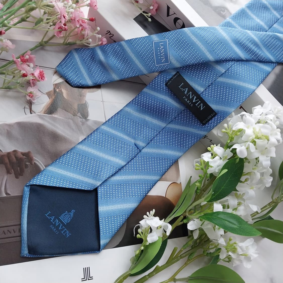 랑방 실크 블루 스트라이프 넥타이 9.3cm A~B등급 K2332
 상품이미지5