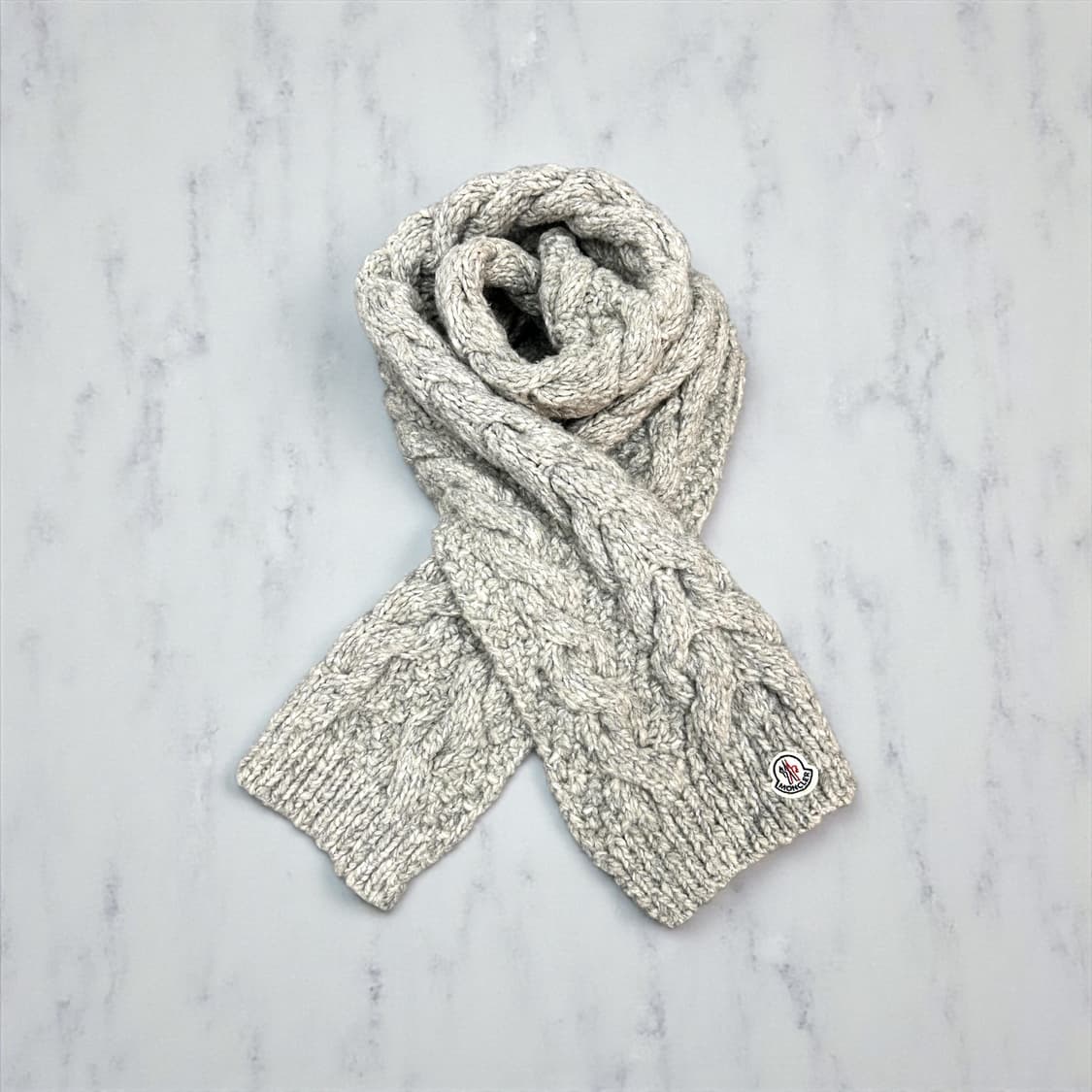 몽클레어 와펜 니팅 스웨터 머플러 상품이미지5