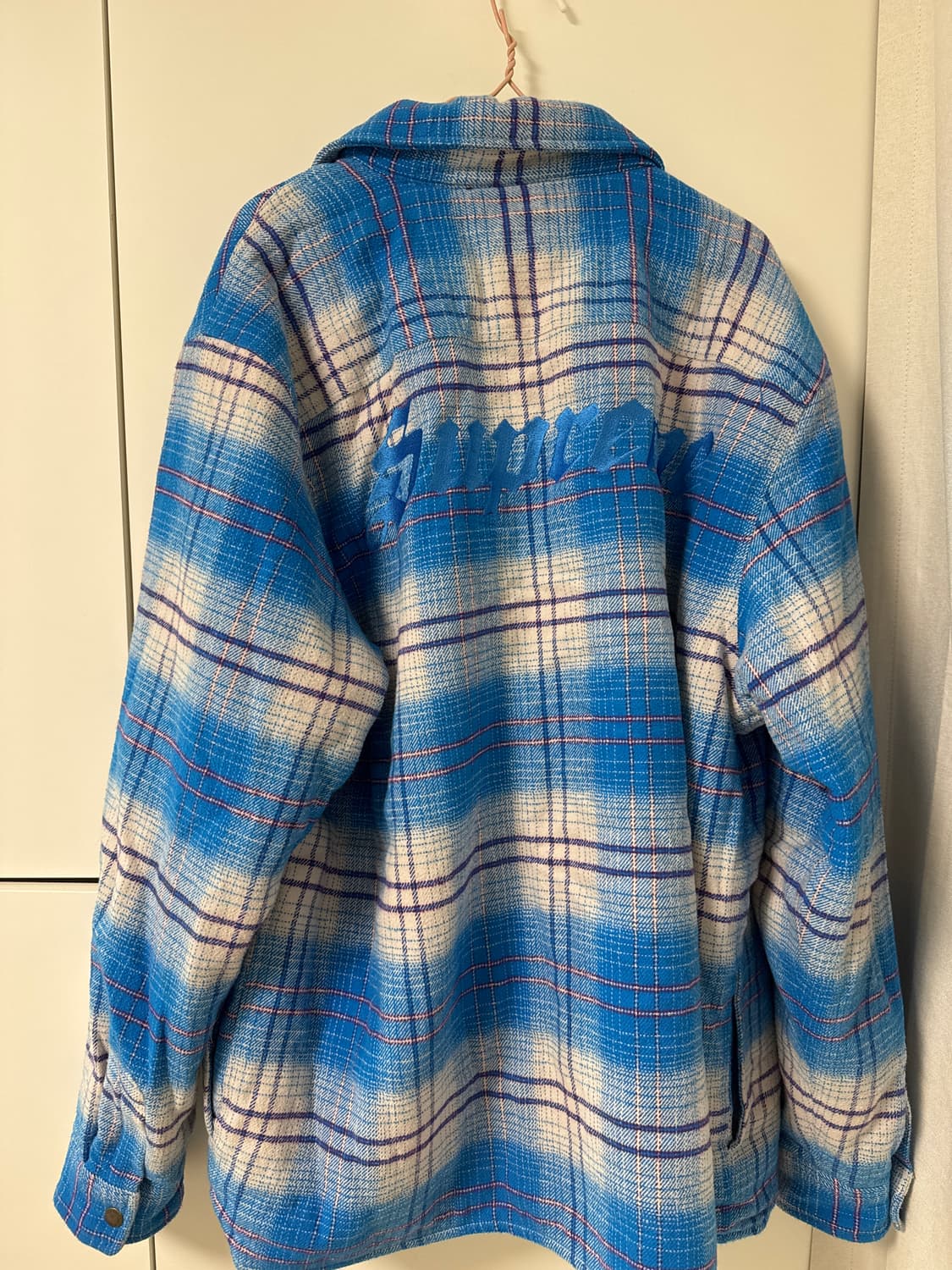 슈프림 양털셔츠 상품이미지2