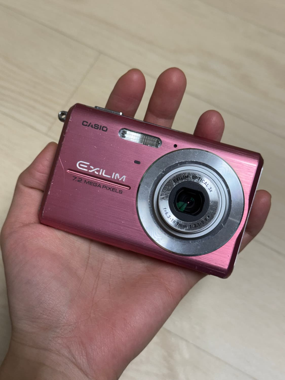 casio exlim z75(충전기 없음, 황변 이슈로 저렴히 팔아요~) 상품이미지1