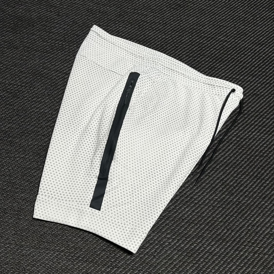 [2XL] Nike 나이키 테크팩 도트 아이보리 반바지 상품이미지3