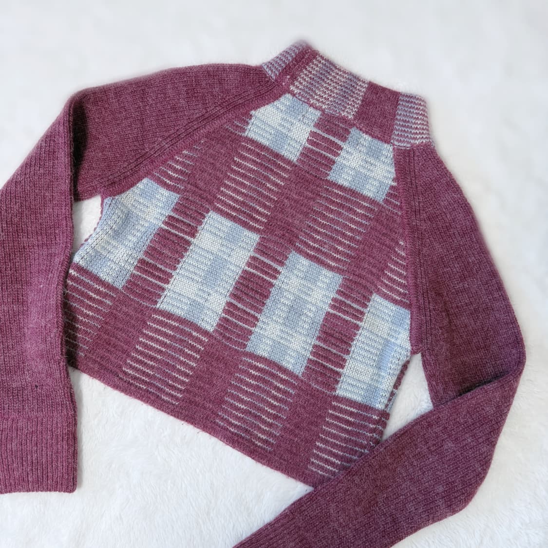 Lily Brown 히메갸루 오네갸루 딱붙 크롭 니트 ≽^•⩊•^≼ 상품이미지4