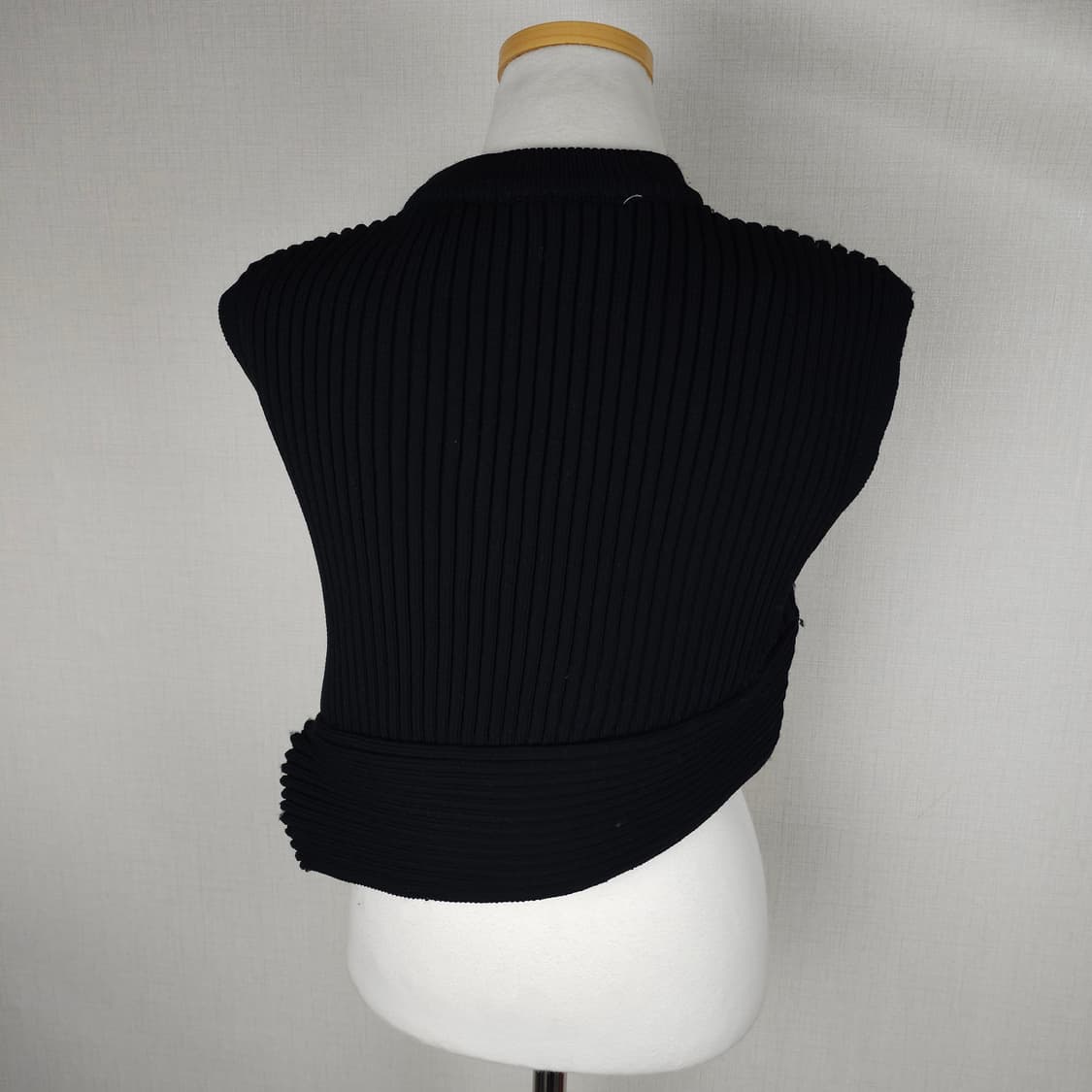 (새상품)자라 크롭 니트조끼 여성55사이즈  상품이미지6