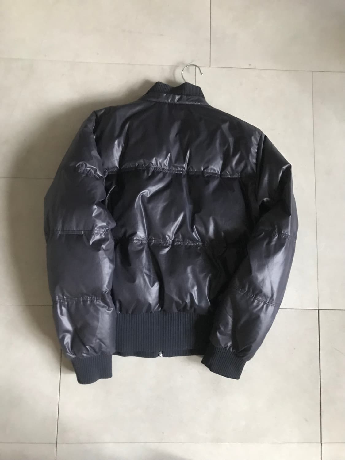 아디다스 딥차콜 패딩 상품이미지10