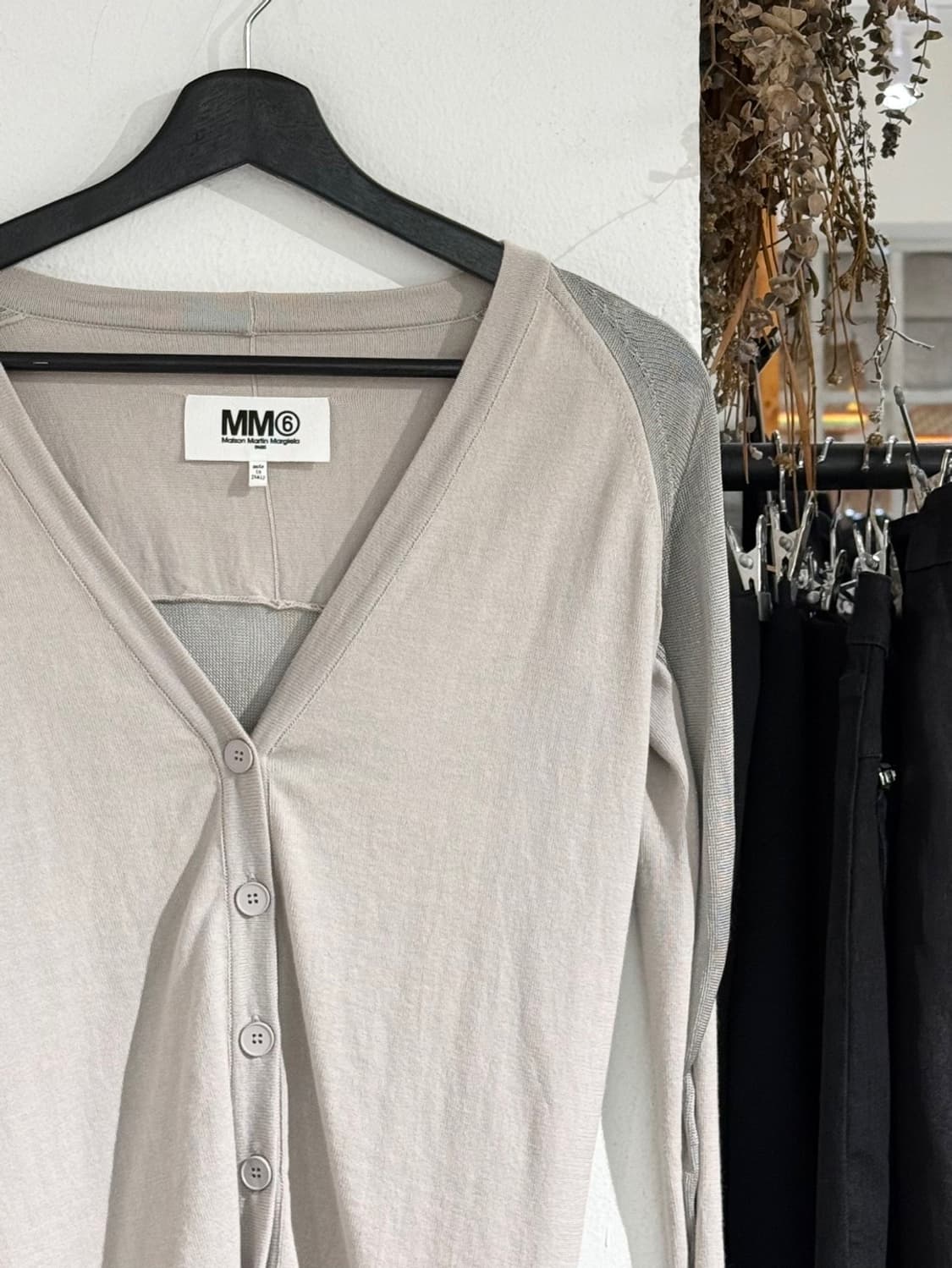 엠엠식스 그레이 패널 딥 브이넥 가디건 상품이미지3