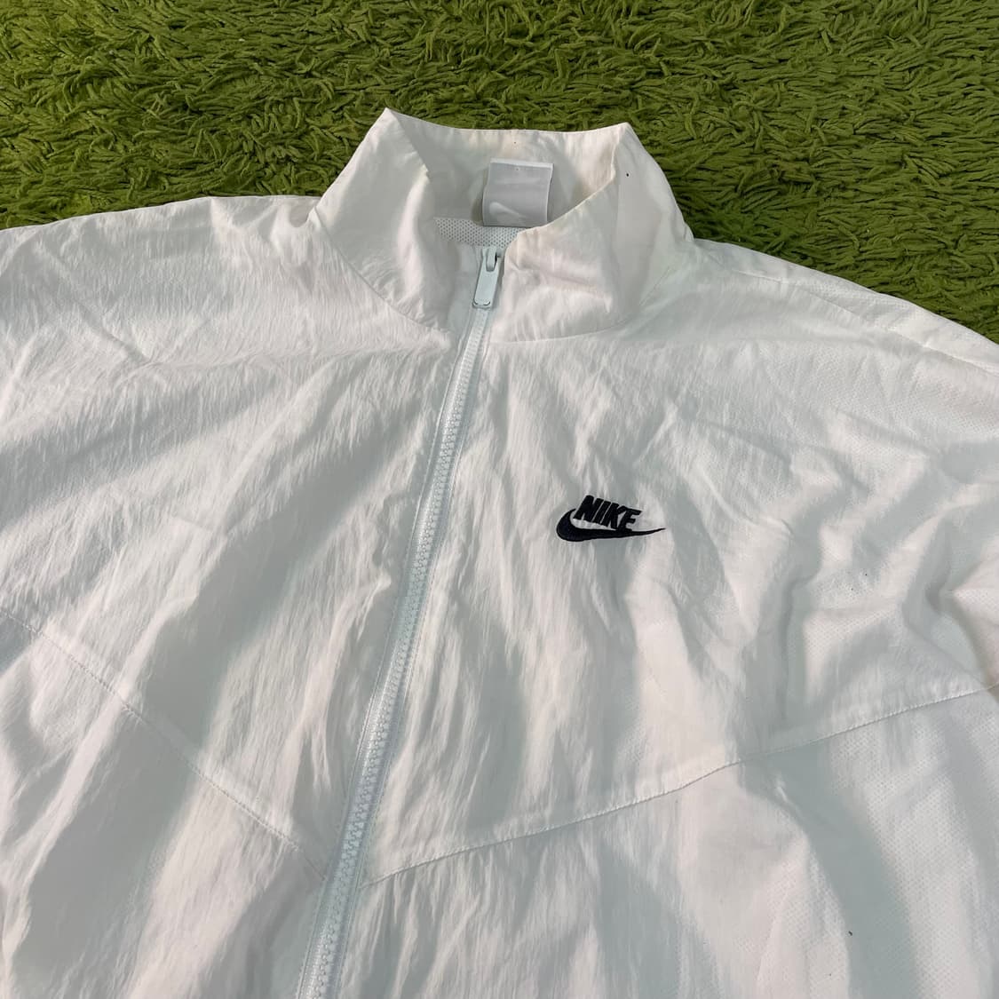 나이키 신형 화이트 바람막이 상품이미지2