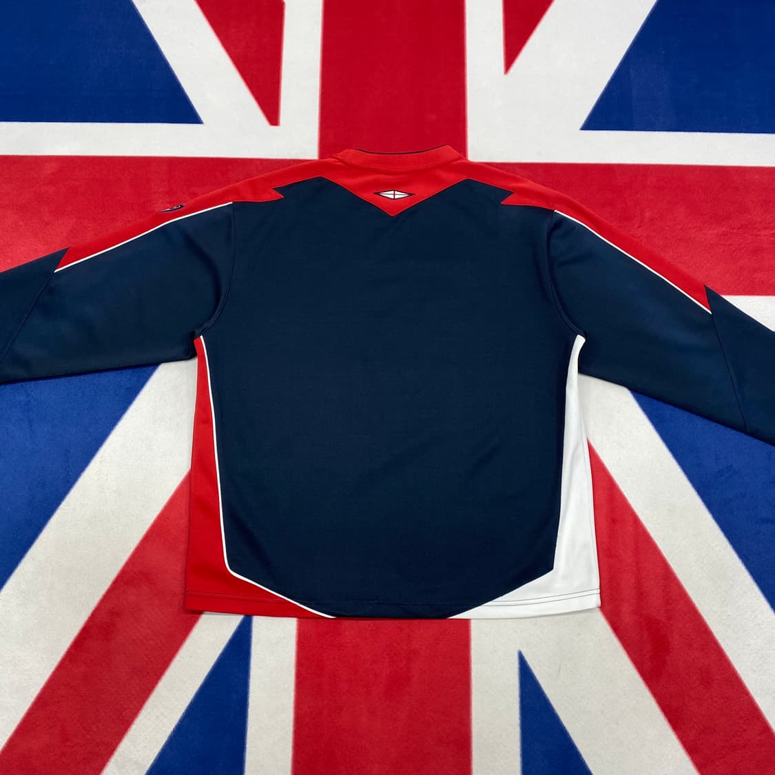 엄브로 맨투맨 100 상품이미지2