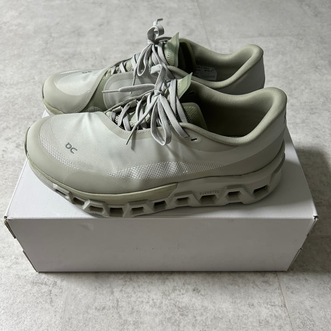 [265] 온러닝 x 파프 클라우드몬스터 2 문더스트 초크 상품이미지4