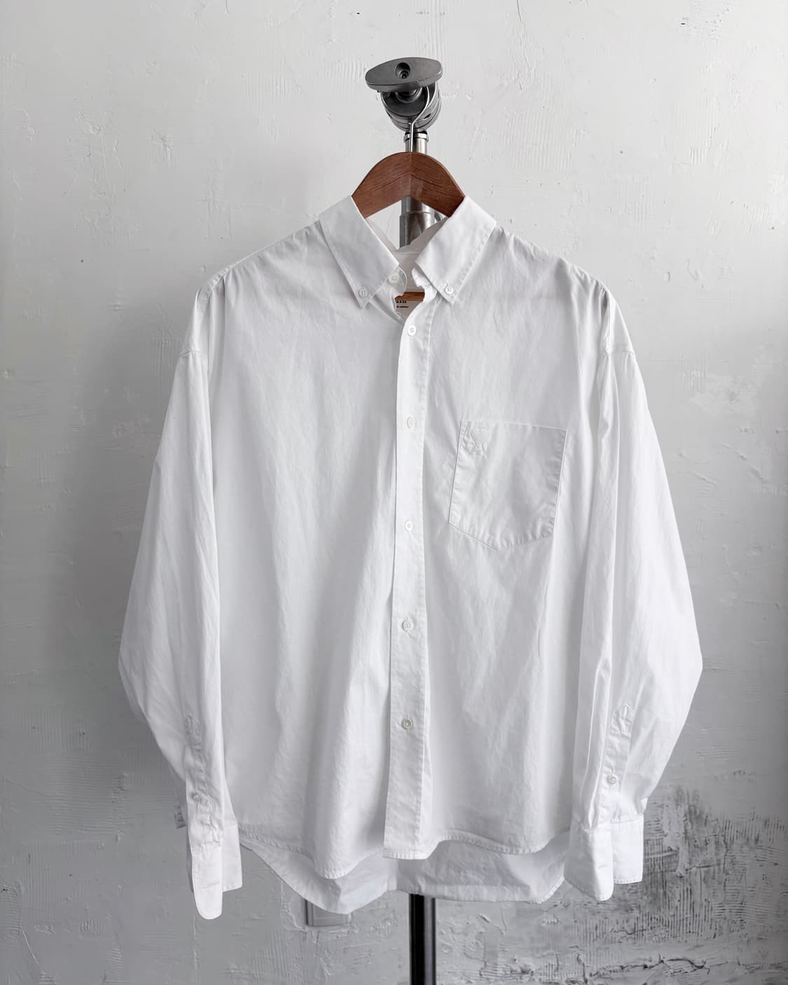 Ami 아미 화이트 포켓 하트자수 오버 셔츠 상품이미지3