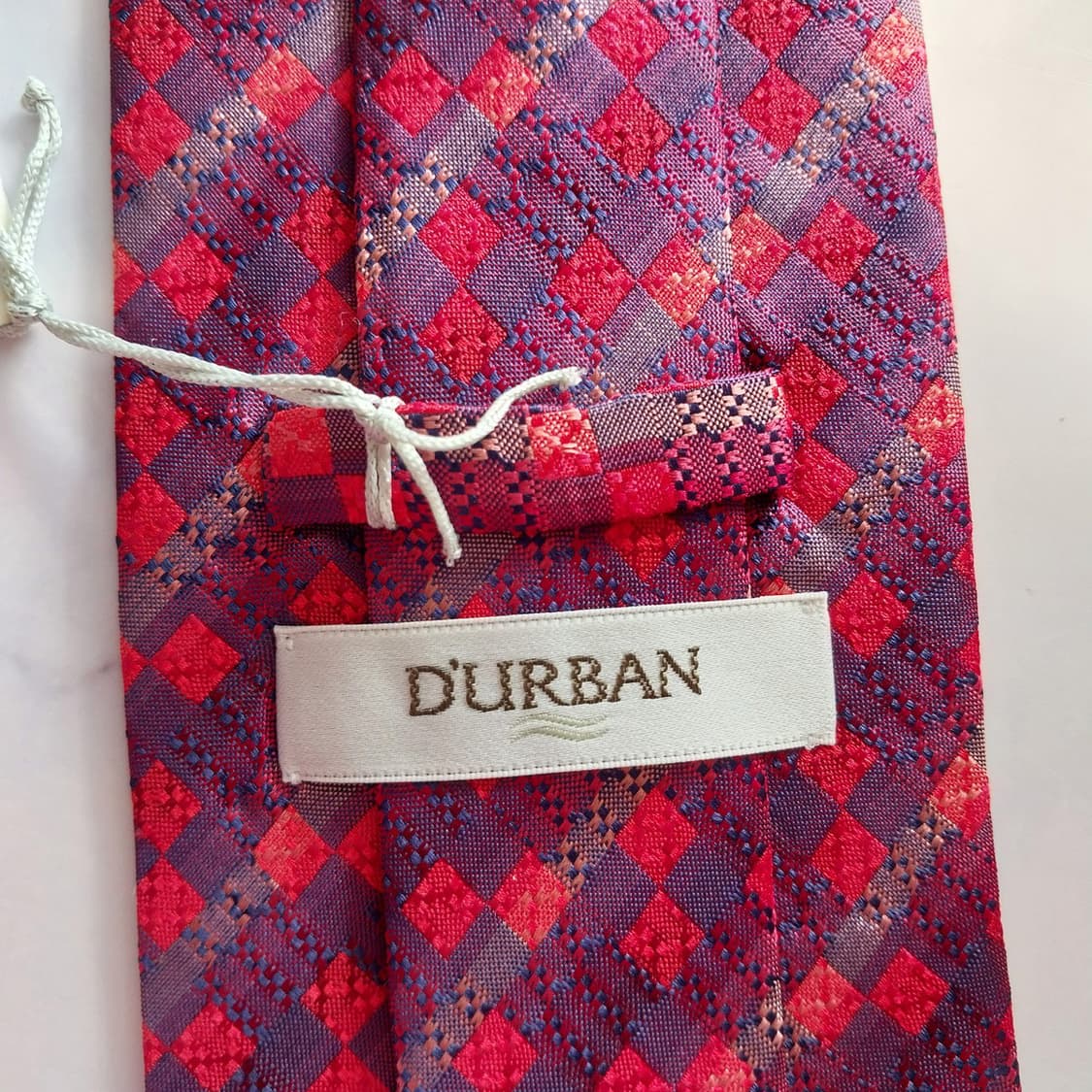 더반(다반) 실크 레드 체크 패턴 넥타이 9.5cm 새상품 K1361
 상품이미지9