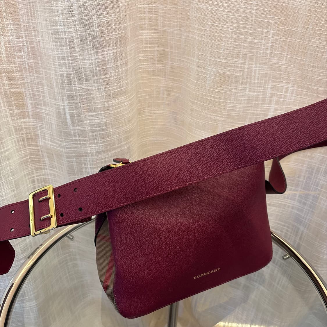 정품 버버리 헴슬리 노바체크 크로스백     상품이미지8