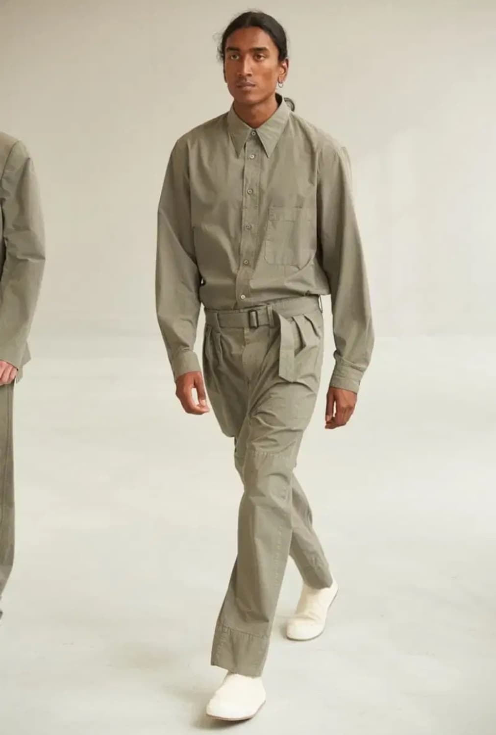 (S) 르메르 21ss 레귤러 셔츠 블랙 상품이미지5