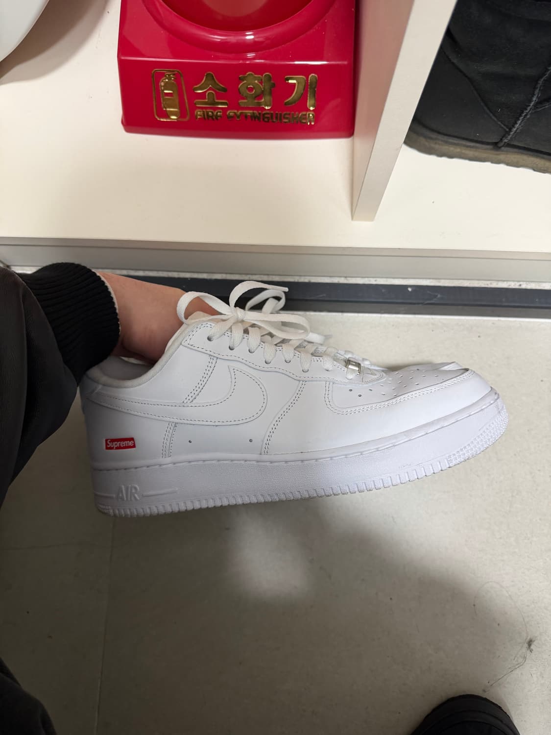 나이키 슈프림 에어포스 상품이미지2