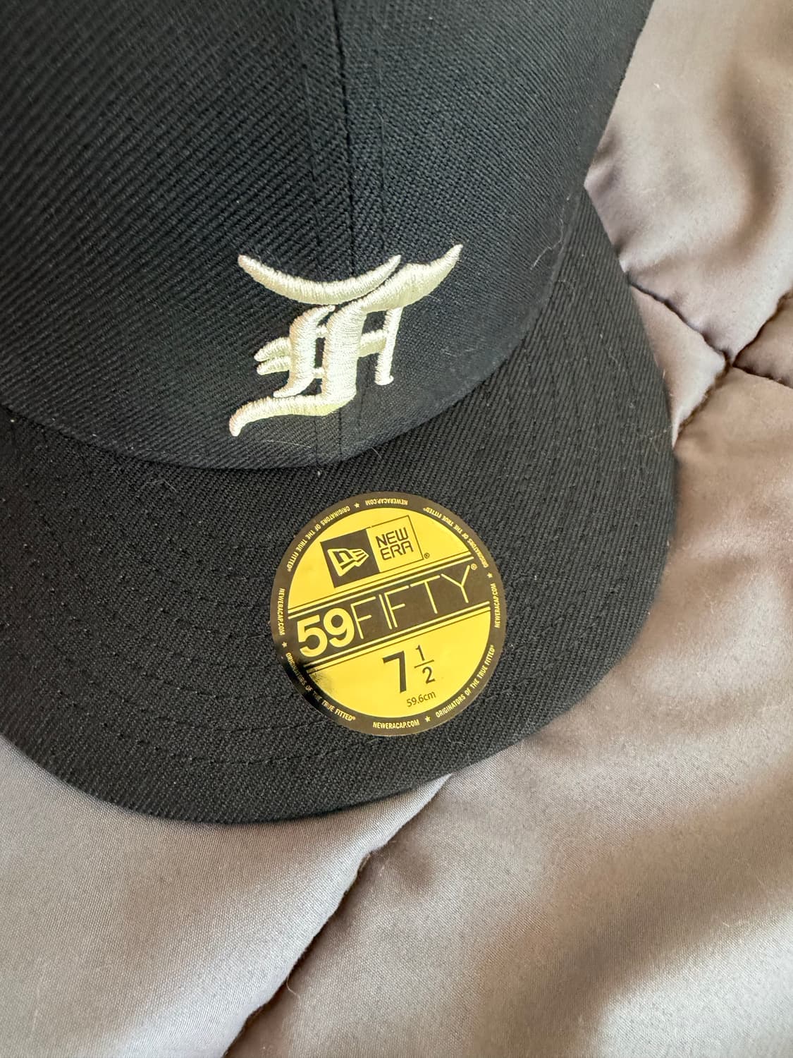 (새상품급) 뉴에라 X 피어오브갓 59fifty 캡 스냅백 상품이미지4